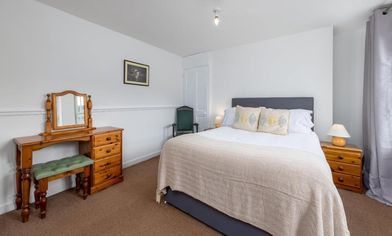 Muncaster Castle Coachman'S Quarters Bed & Breakfast Ravenglass Dış mekan fotoğraf