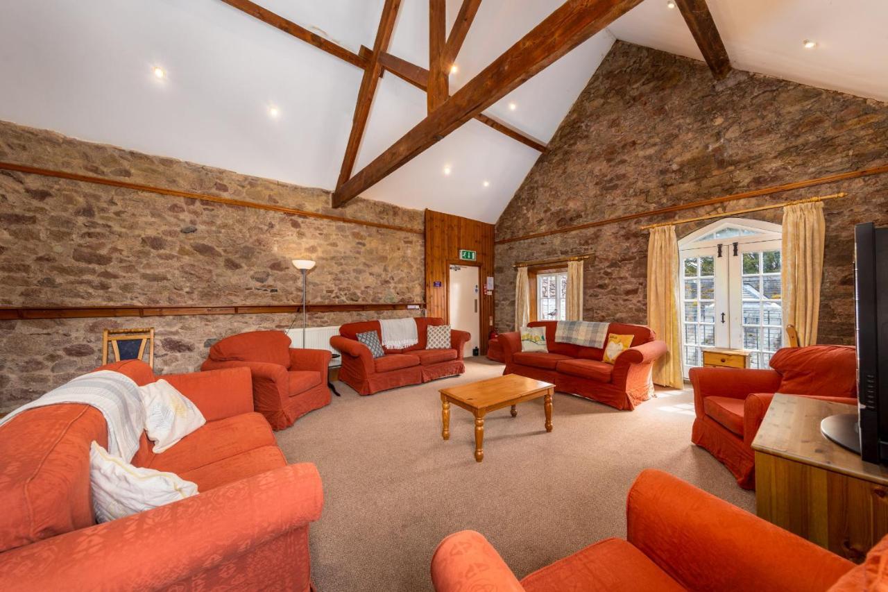 Muncaster Castle Coachman'S Quarters Bed & Breakfast Ravenglass Dış mekan fotoğraf